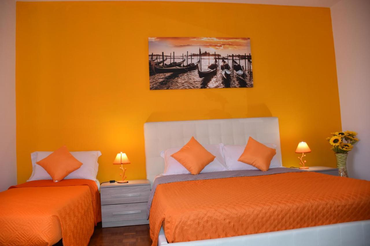 Venice Day Bed & Breakfast